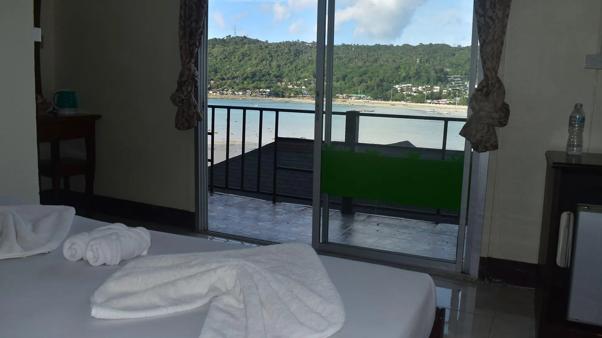 ** Inn Phi Phi Beach Front Resort Thailand