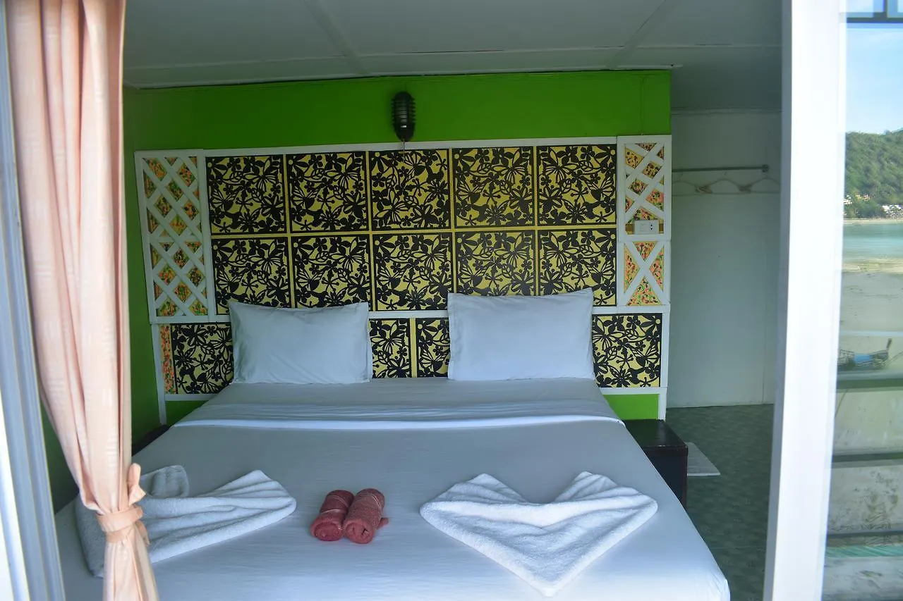 Phi Phi Beach Front Resort 2*, Phi Phi Don Thailand